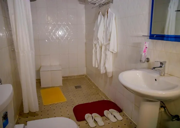 Kigufi Hill, Agape Resort & Kivu Edge